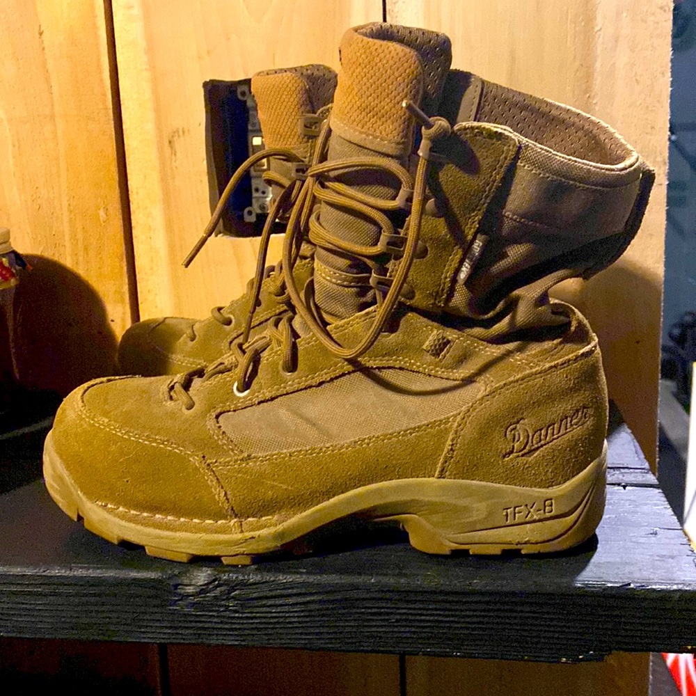 Danner coyote insulated waterproof boots